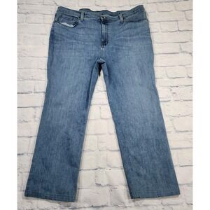 LL Bean MENS SIZE 42X30 Classic Fit Bean Flex Straight Leg Blue Jeans